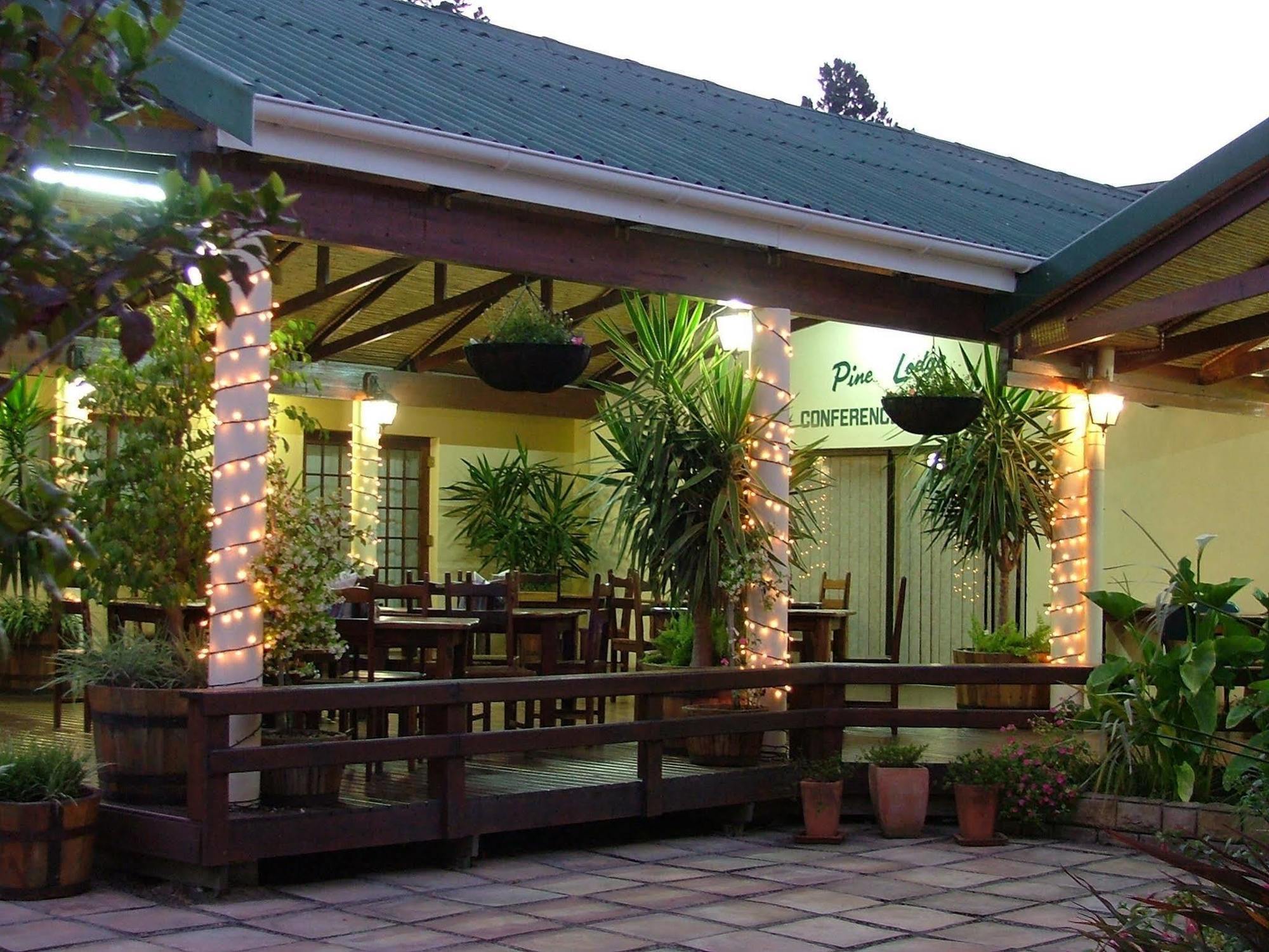 Pine Lodge Resort George Kültér fotó